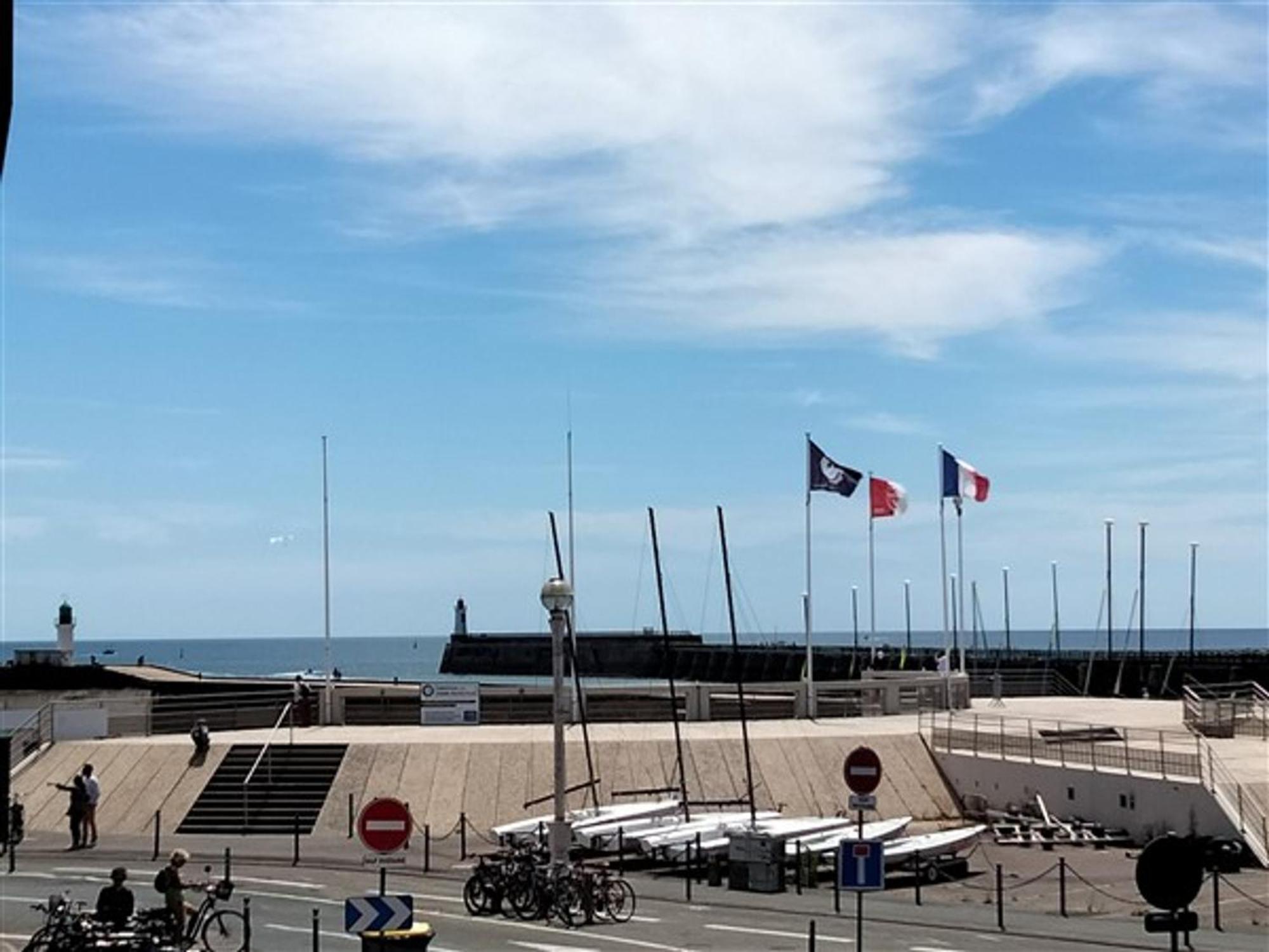 Studio Alcove - Face Au Chenal, 50M Plage/Port, 700M Centre-Ville, Capacite 3 Pers., Confort Moderne - Fr-1-331-202 Ле-Сабль-д'Олонн Екстер'єр фото